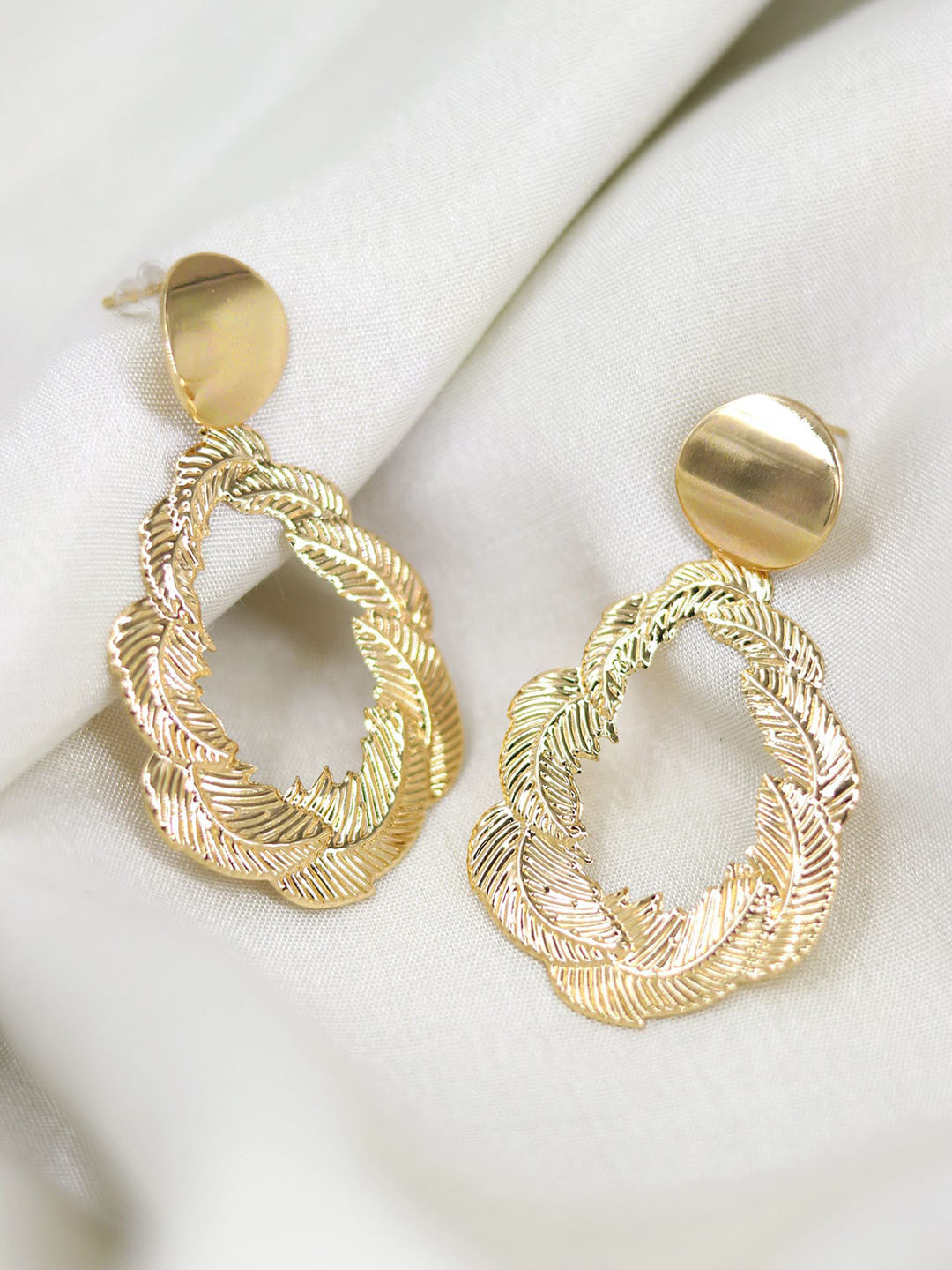 Bellofox Gold-Toned Gold-Plated Rhaenys Textured Drop Earrings