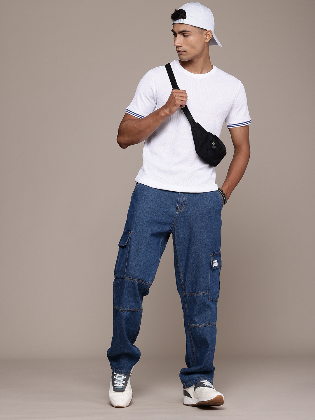 The Roadster Life Co. Men Pure Cotton Straight Fit Cargo Jeans