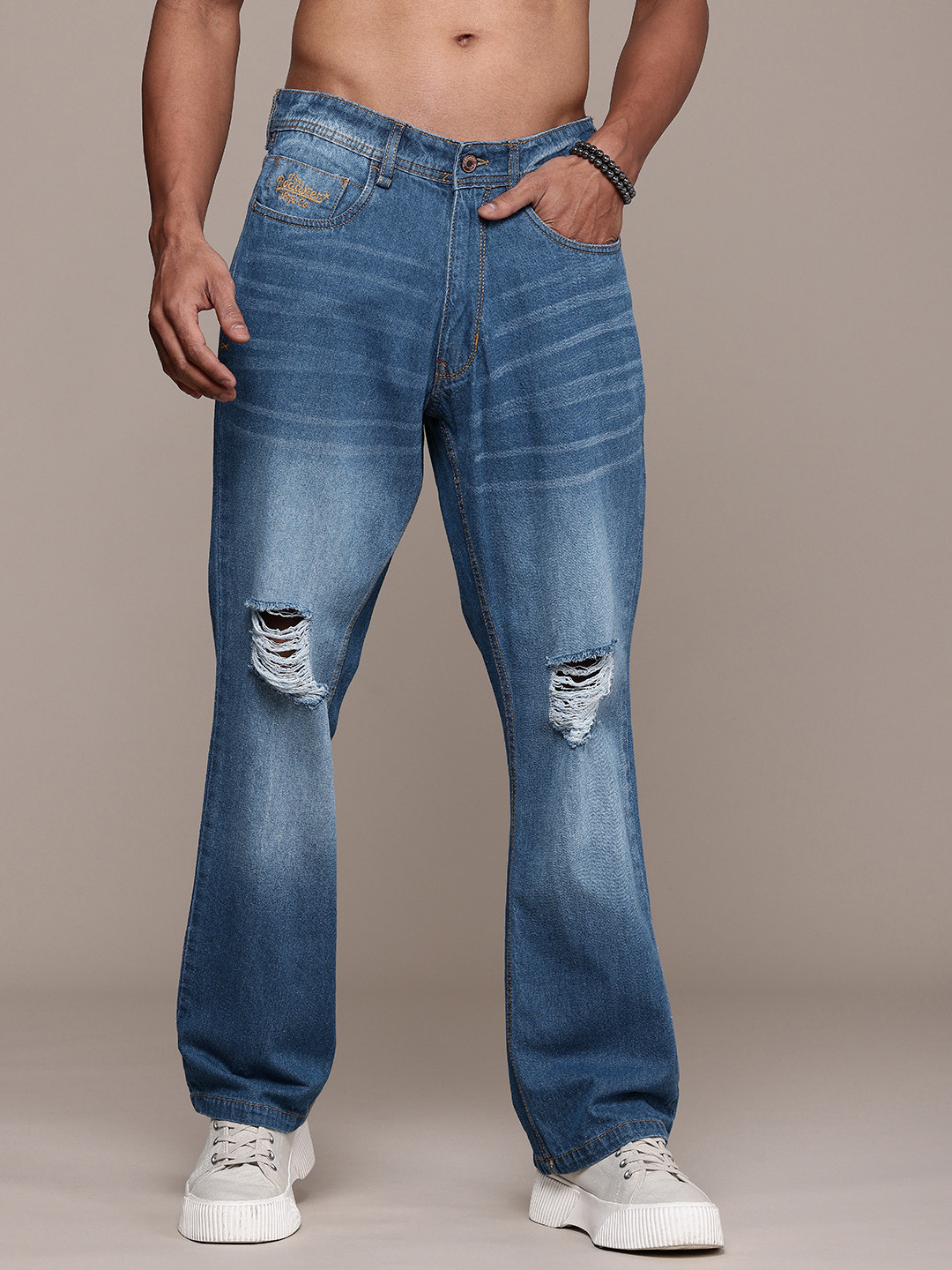 Roadster Men Bootcut Slash Knee Light Fade Jeans