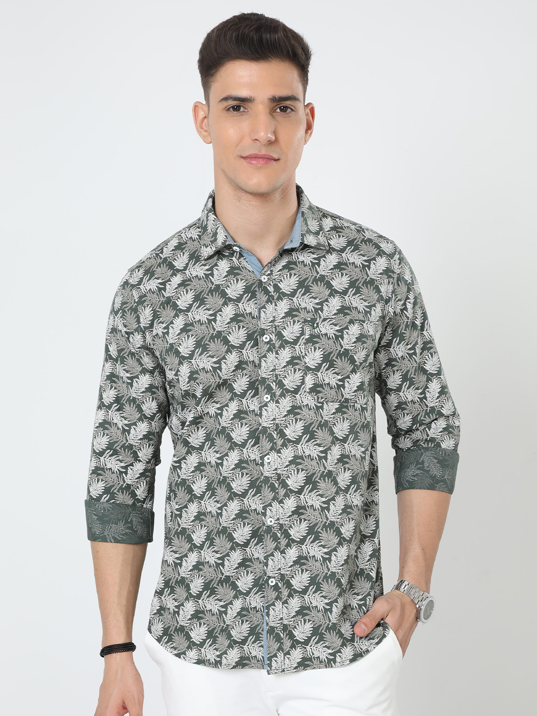 URBARO Smart Floral Printed Slim Fit Pure Cotton Casual Shirt
