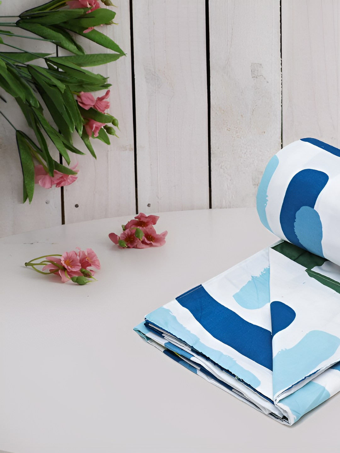 RRC Whiet & Blue Printed Microfiber Cotton Single Duvet Cover