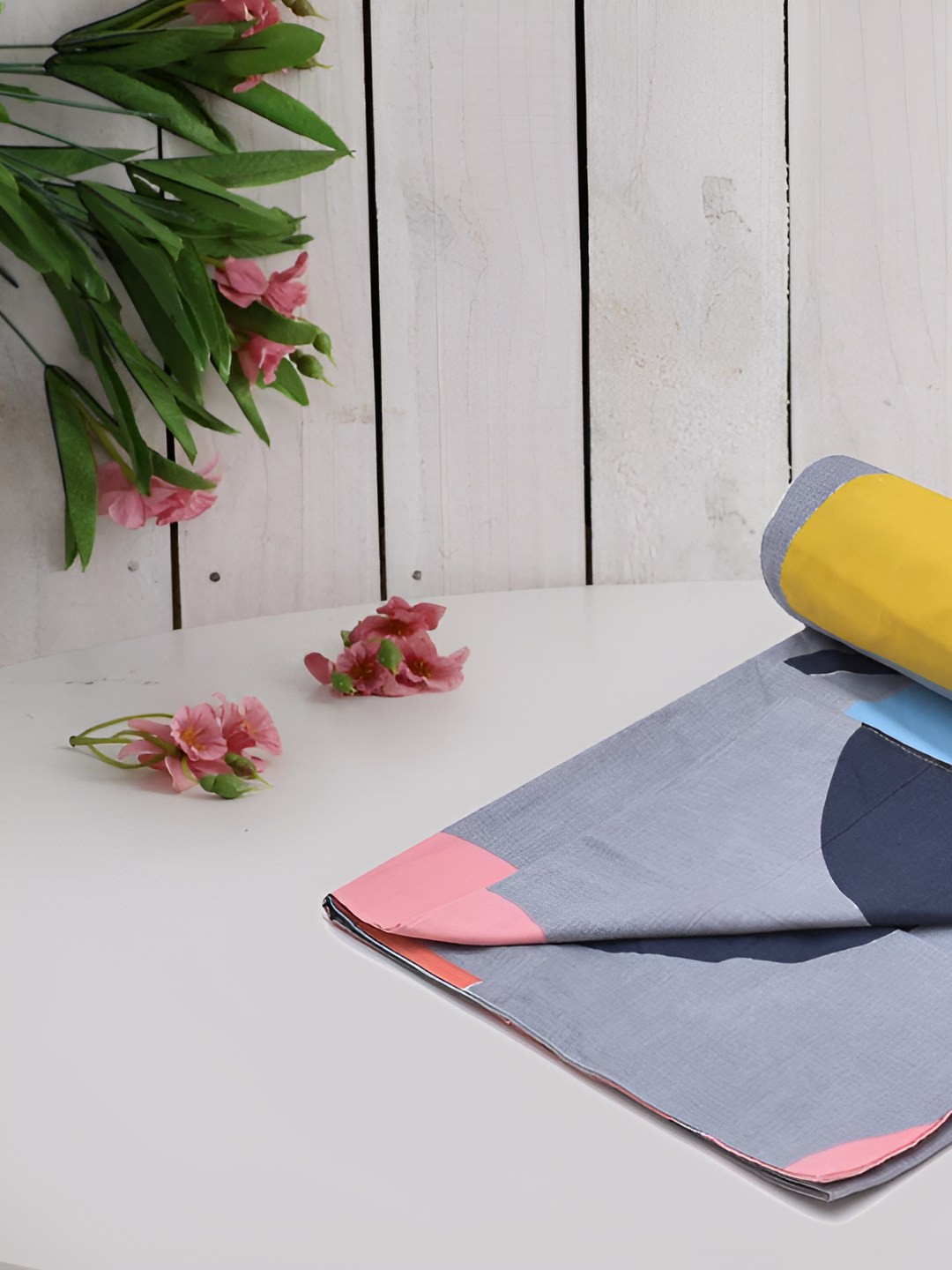 RRC Grey & Pink Geometric Printed Microfiber Cotton Single Duvet Cover