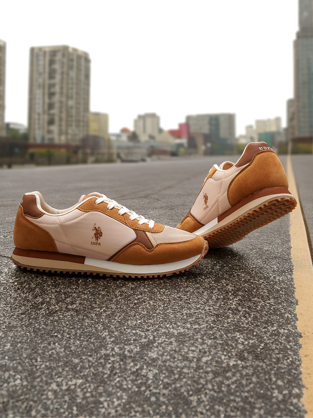 U.S. Polo Assn. Men Darrion Retro Joggers Sneakers