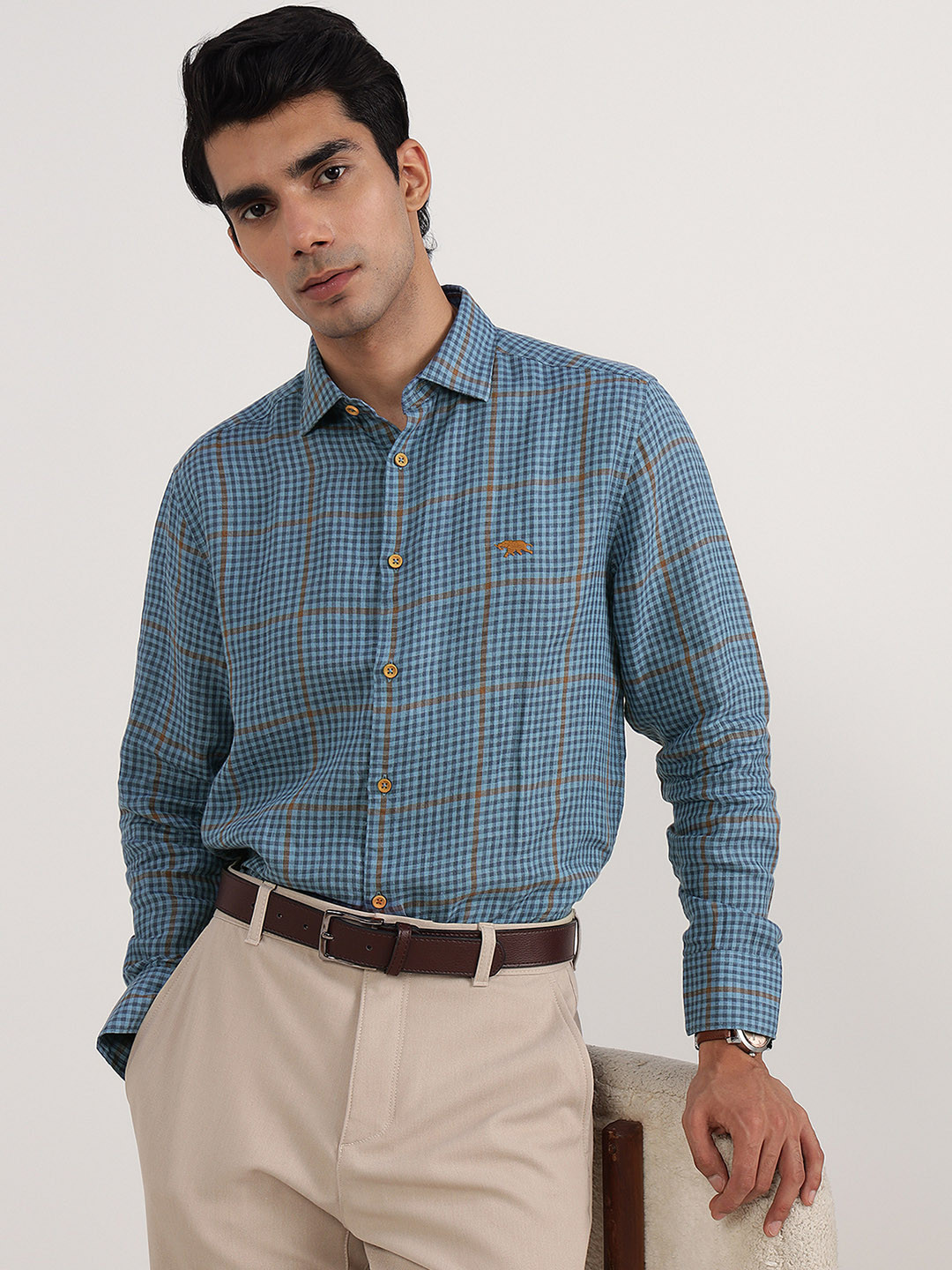 Andamen Premium Micro Checked Cutaway Collar Linen Formal Shirt