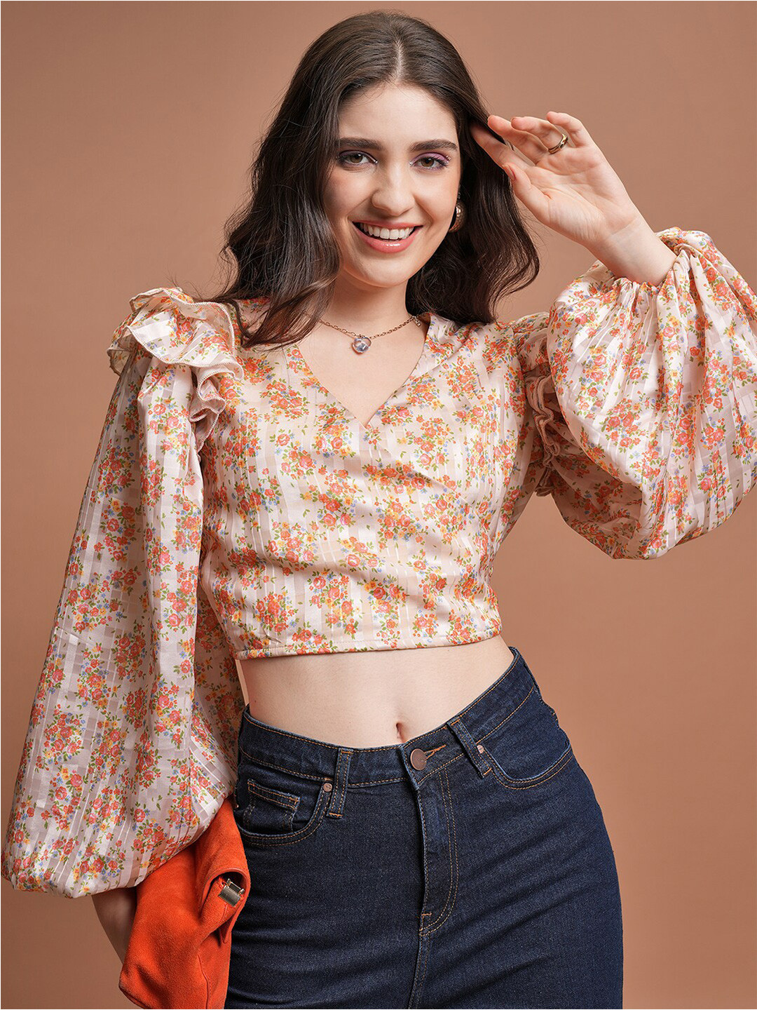 Tokyo Talkies Beige & Green Floral Printed Fitted Crop Top