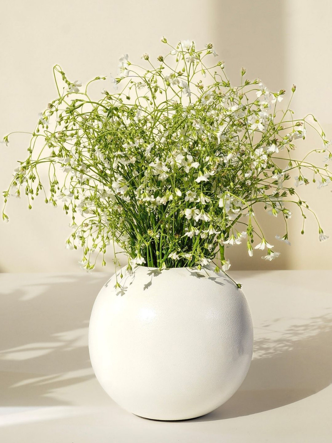 BEHOMA White Metal Small Ball Flower Vase