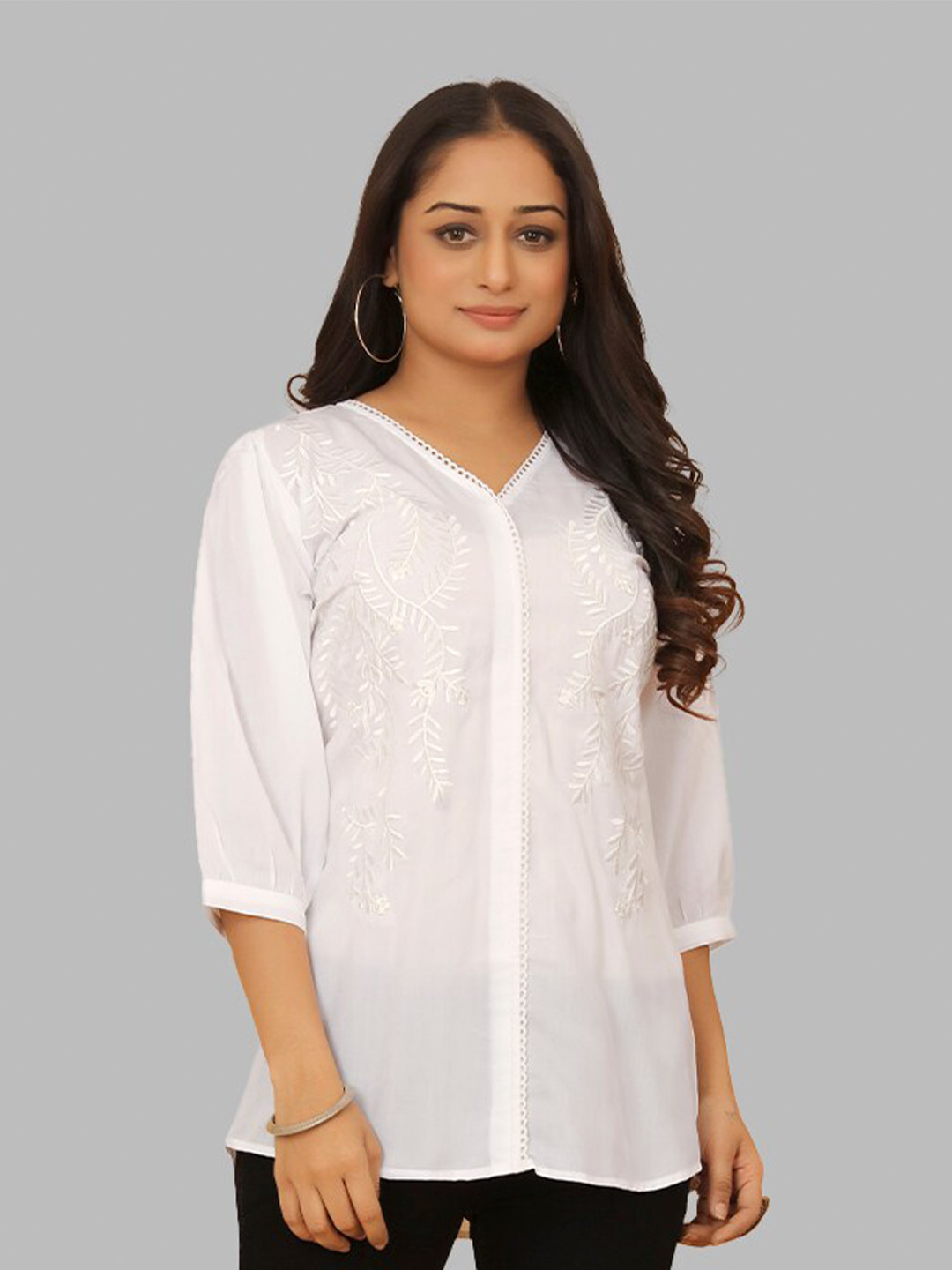 PEACH PIPER Floral Embroidered V-Neck Cuffed Sleeve Regular Top