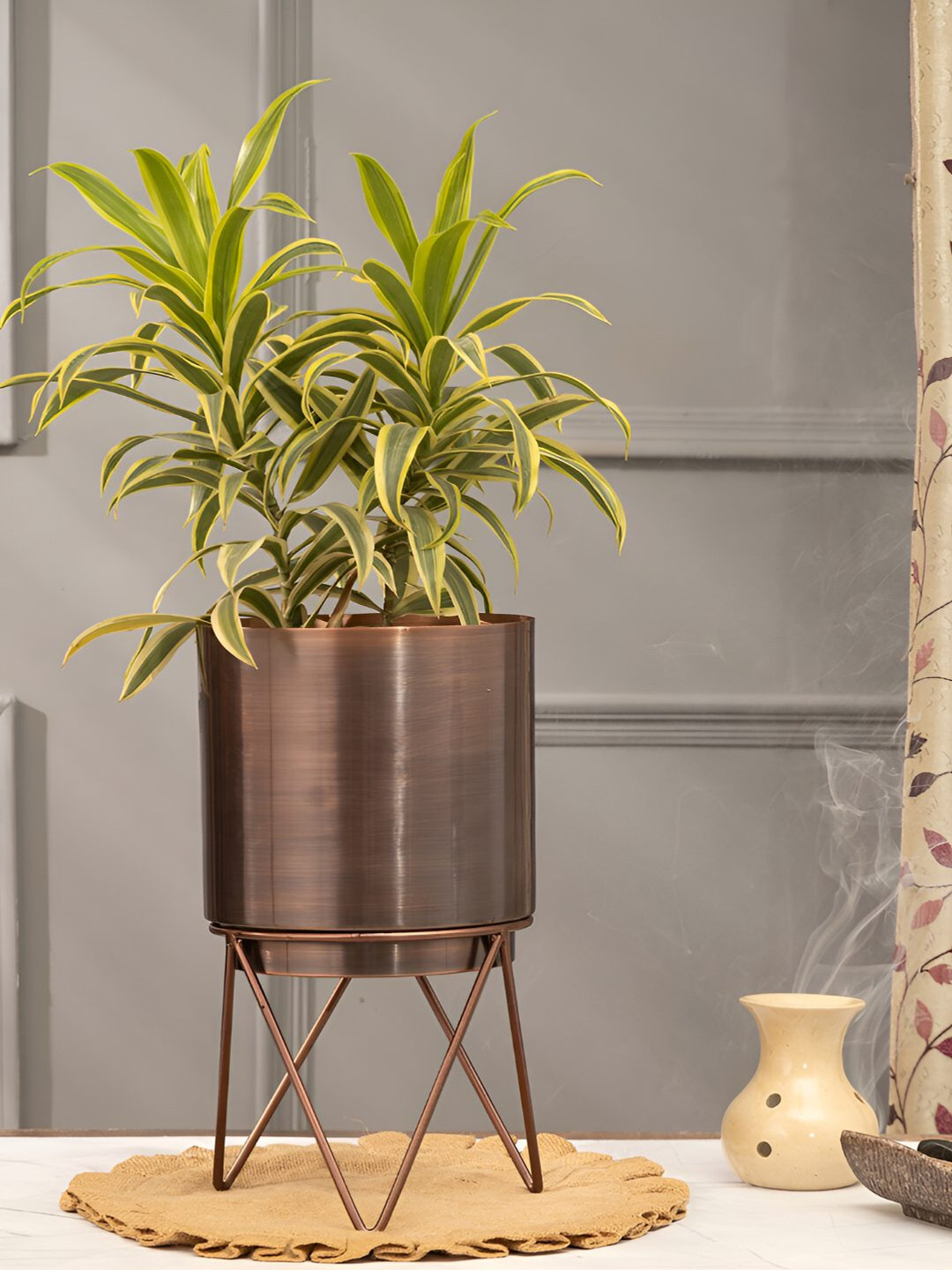 HomeShastra ElleAntique Copper Planters with Stand