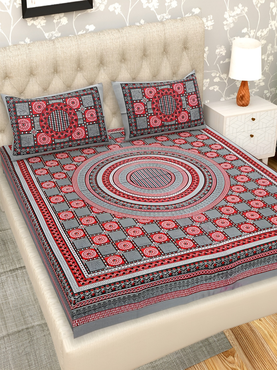 Wayne Martin Grey Geometric Cotton 210 TC Queen Fine Bedsheet with 2 Pillow Covers-220 x 235 cm