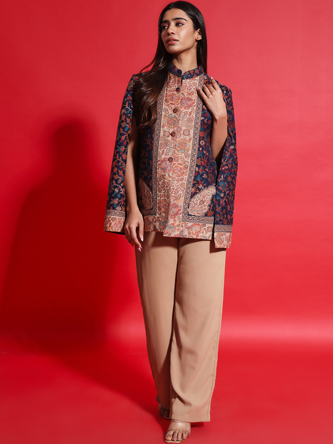 Zamour Floral Printed Mandarin Collar Cape Jacket