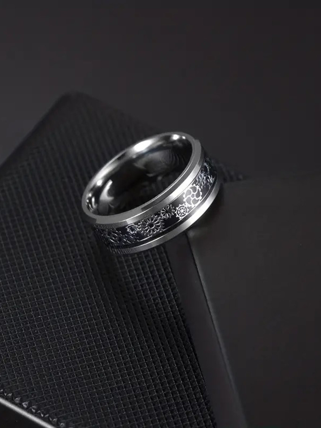 VIEN Men Silver-Plated Stainless Steel Mechanical Gear Wheel Finger Ring