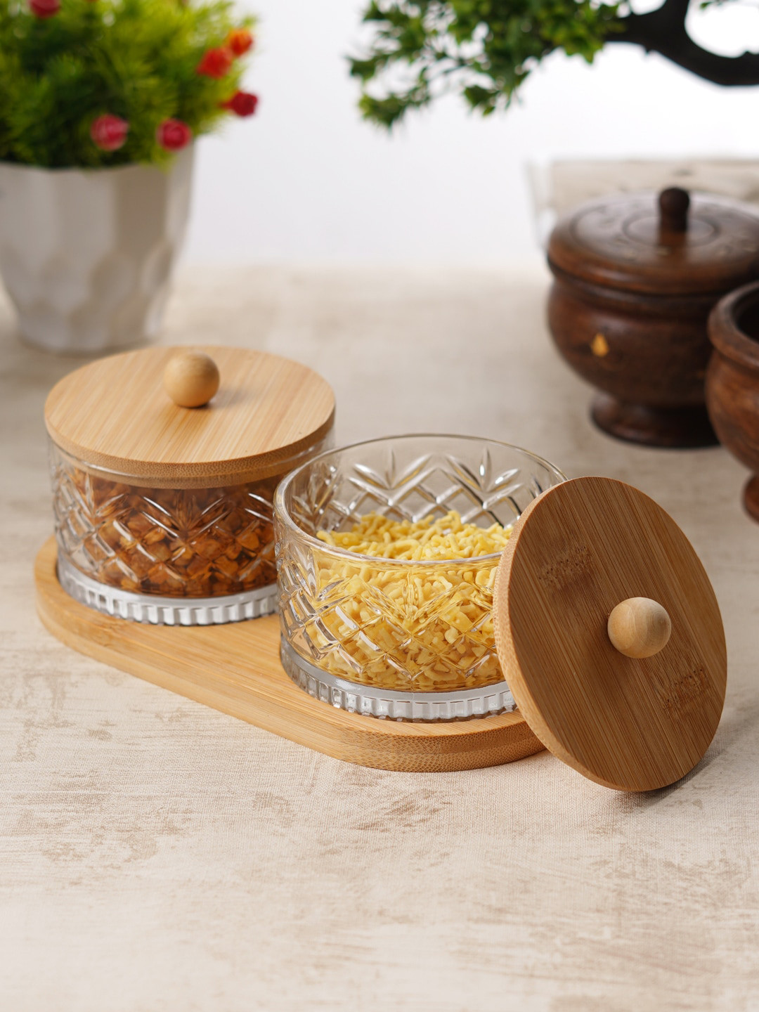 ceradeco White 2 Pieces Glass Textured Serving Bowls With Lid & Tray 200 ML Each