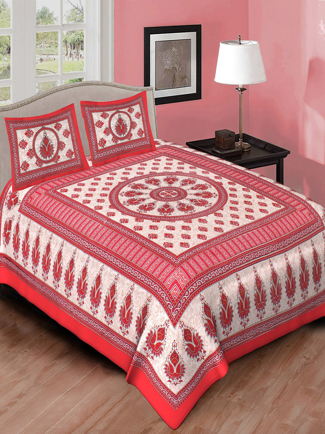 Qfab Red Geometric Cotton 144 TC Queen Bedsheet with 2 Pillow Covers-89 x 102 inches