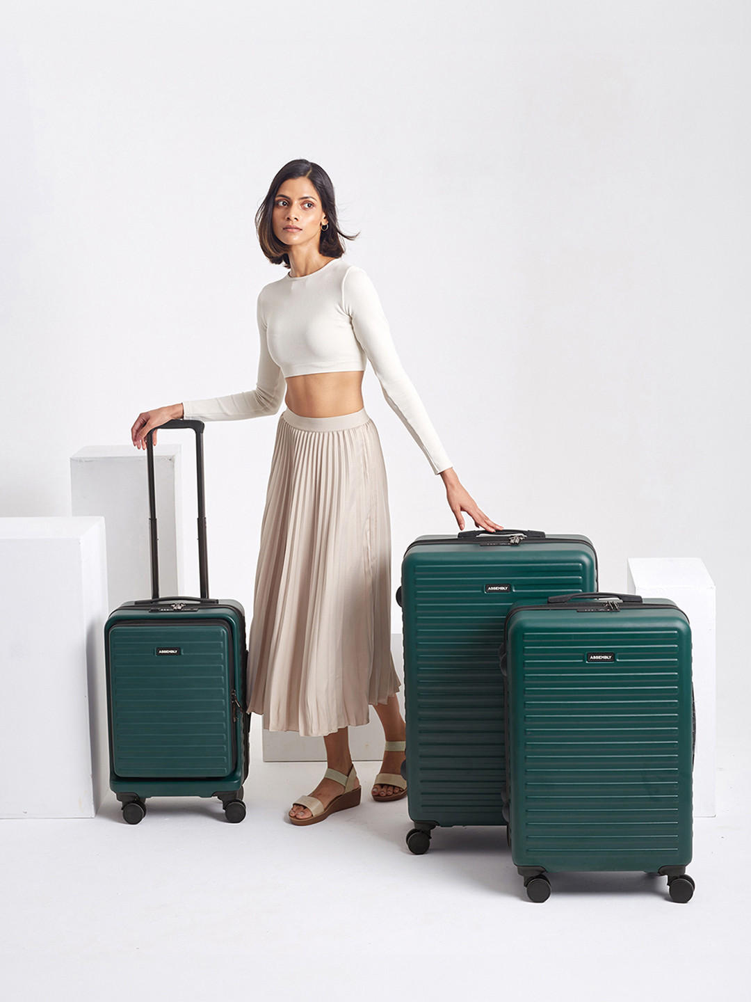 Assembly Stark Green Set Of 3 Premium Trolley Bags 20 24 & 28 Inches