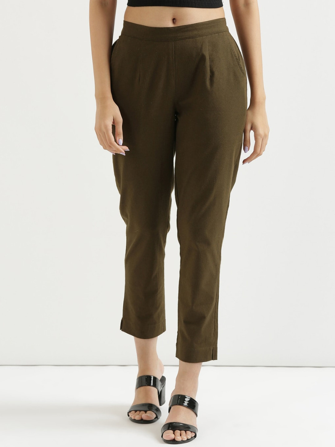 SAADAA Women Mid-Rise Cropped Cotton Pant Trousers
