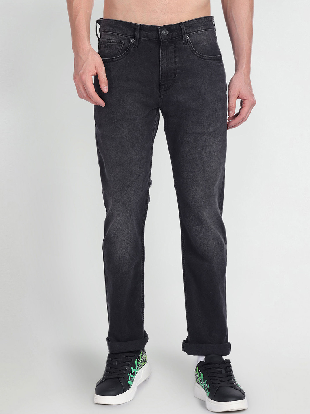 Flying Machine Men Relax Straight Fit Stone Wash Light Fade Stretchable Jeans