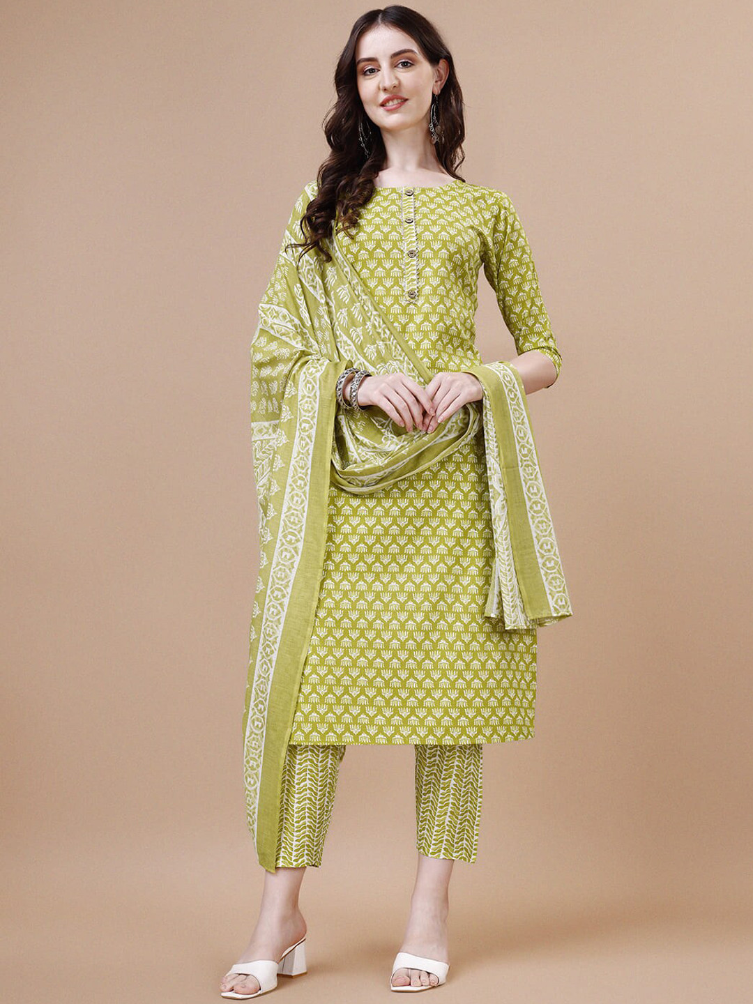 KALINI Ethnic Motifs Printed StraightKurta with Trousers & Dupatta