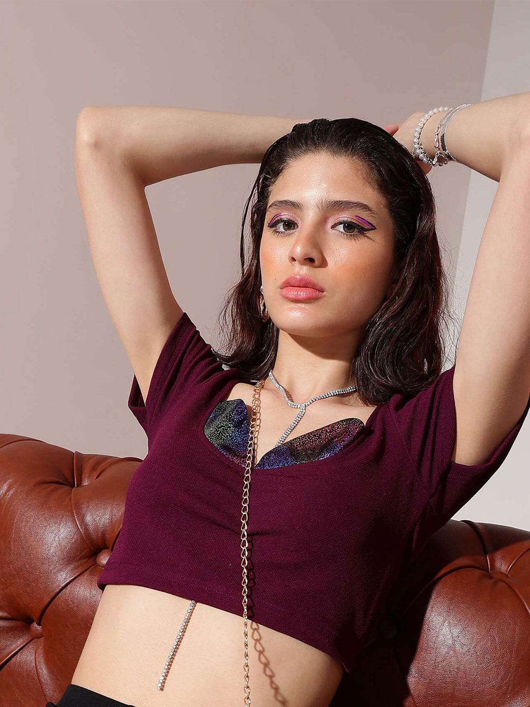 Oomph! Sheen Sweetheart Neck Crop Top