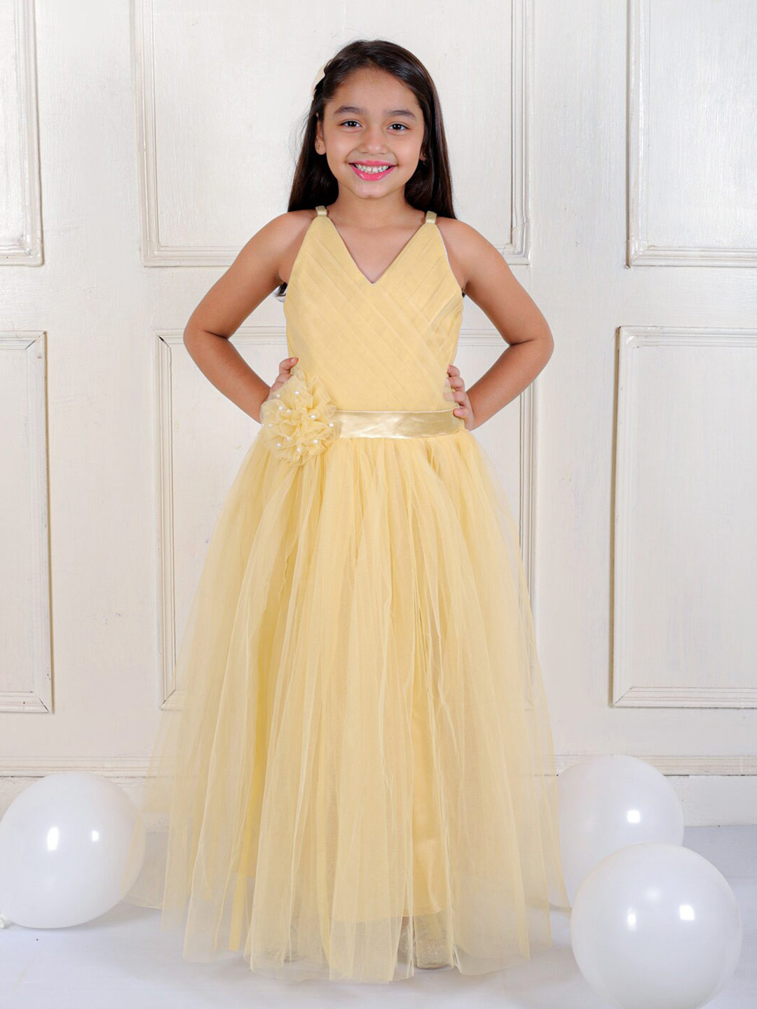 Ka-mee V-Neck Net Corsage Fit & Flare Maxi Dress