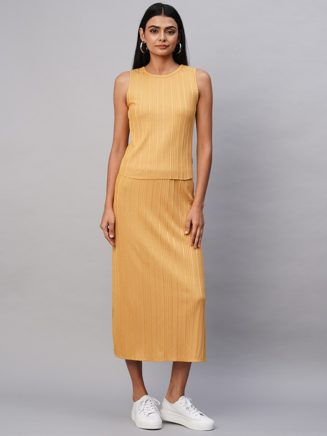 Chemistry Self Design Top & Skirt