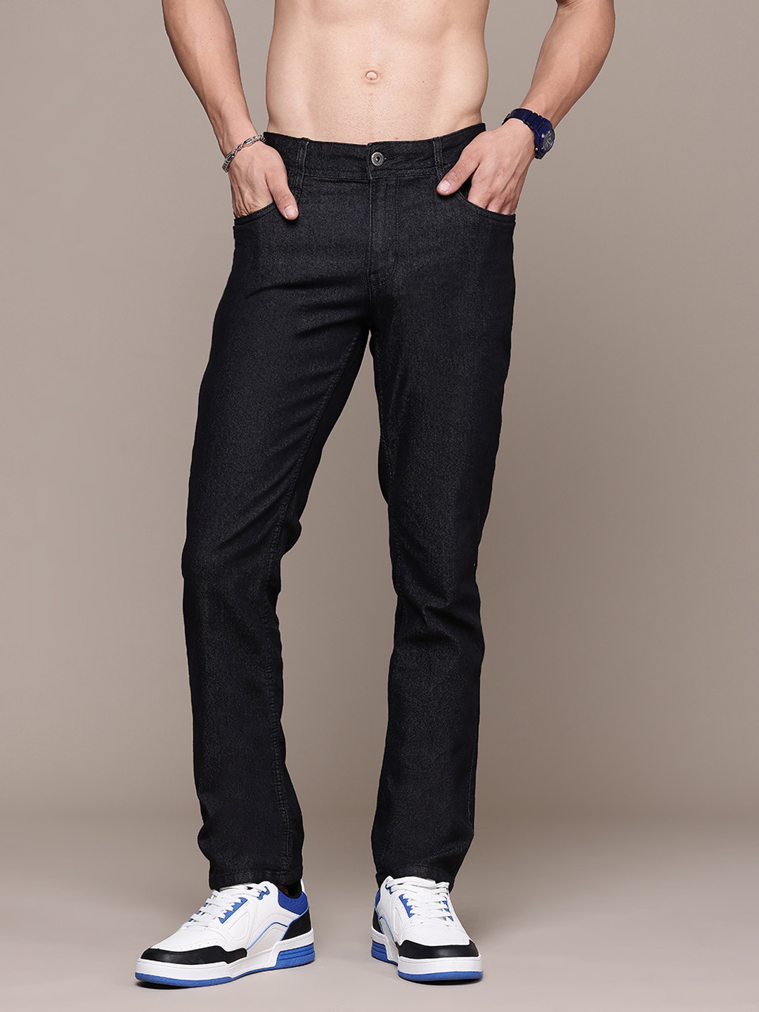 The Roadster Lifestyle Co. Men Slim Tapered Fit Stretchable Jeans