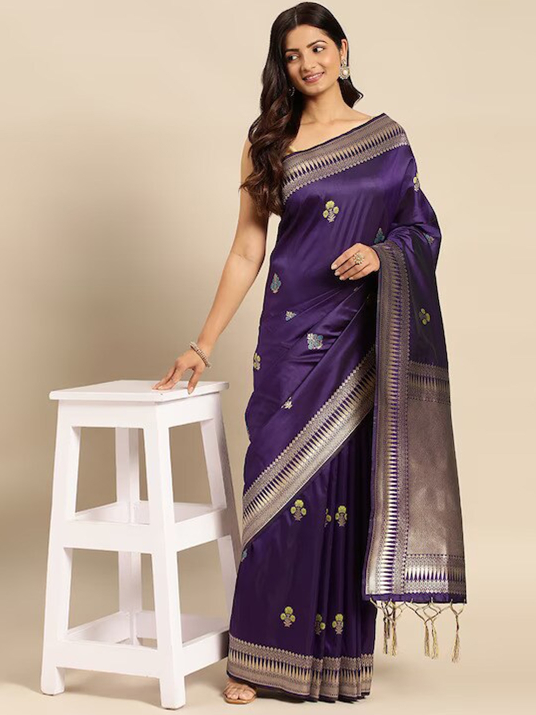 Buy MARGI DESIGNERS Woven Design Zari Pure Silk Banarasi Saree - Sarees for  Women 26084822