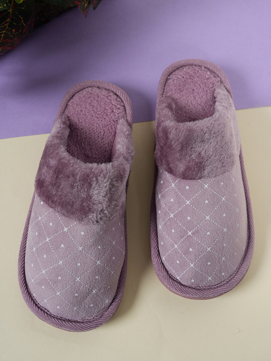 SAPATOS Unisex Printed Fur Room Slippers