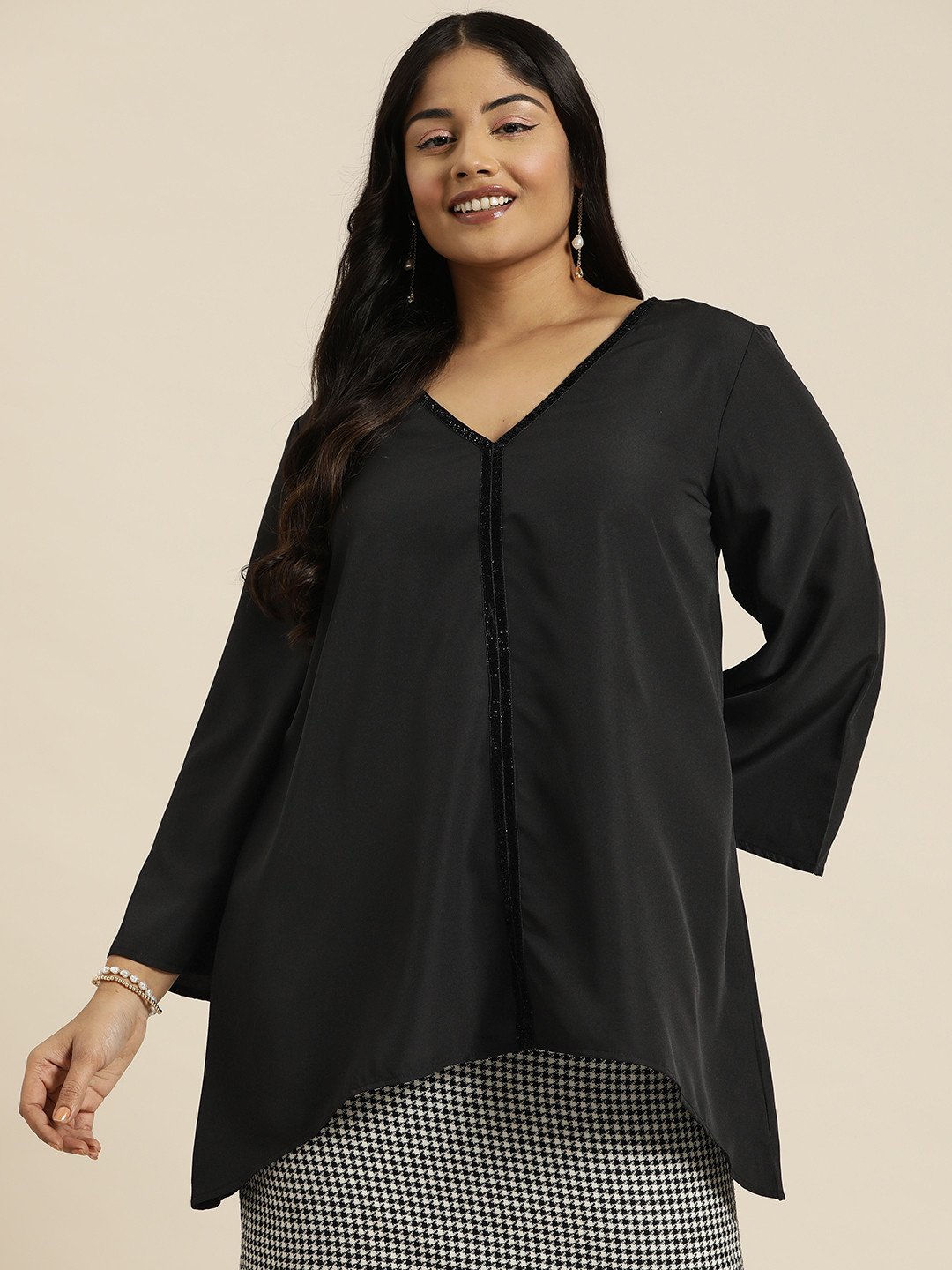 Qurvii+ Plus Size Crepe Longline Top