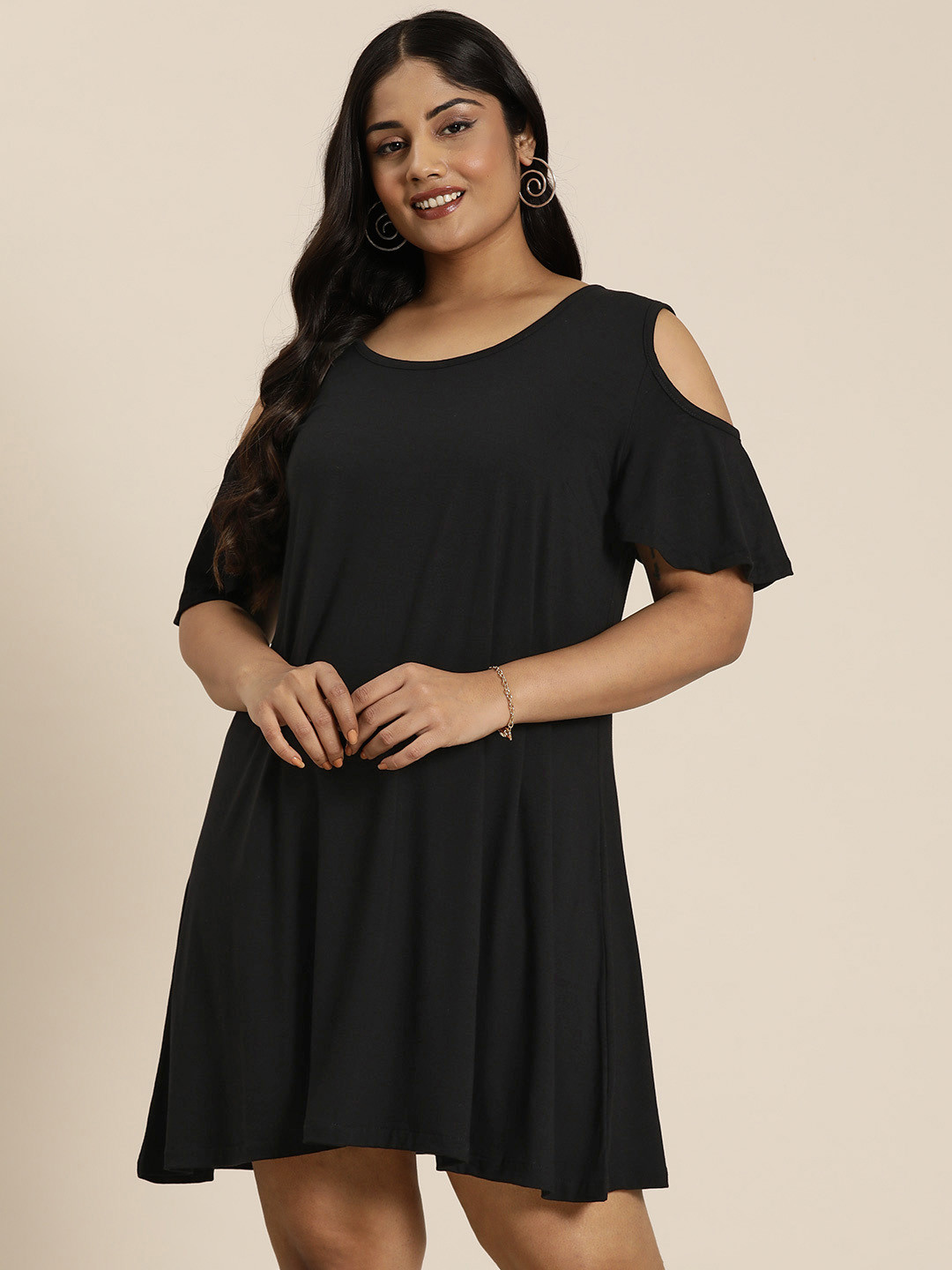 Qurvii+ Plus Size Cold-Shoulder A-Line Dress