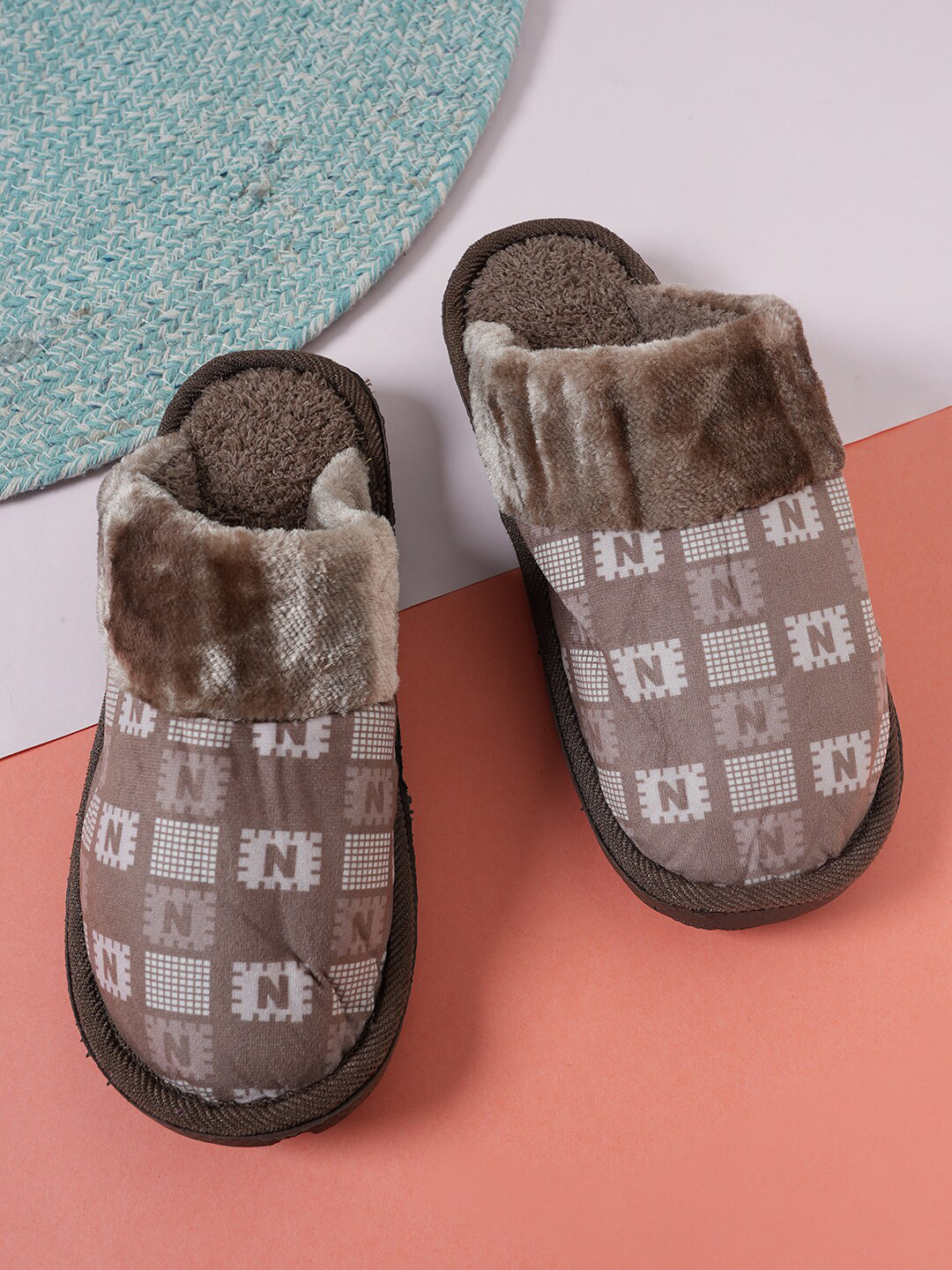 Walkfree Kids Printed Room Slippers