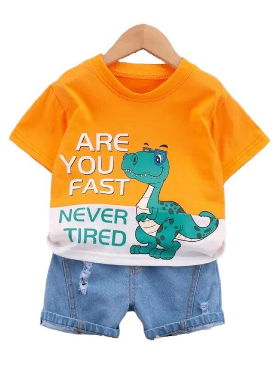 StyleCast Kids Orange Printed Pure Cotton T-shirt with Shorts