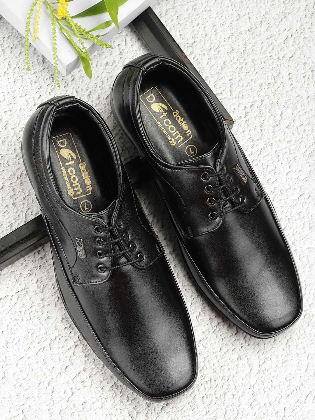 Action Men Lightweight Comfortable Lace-Up Derbys