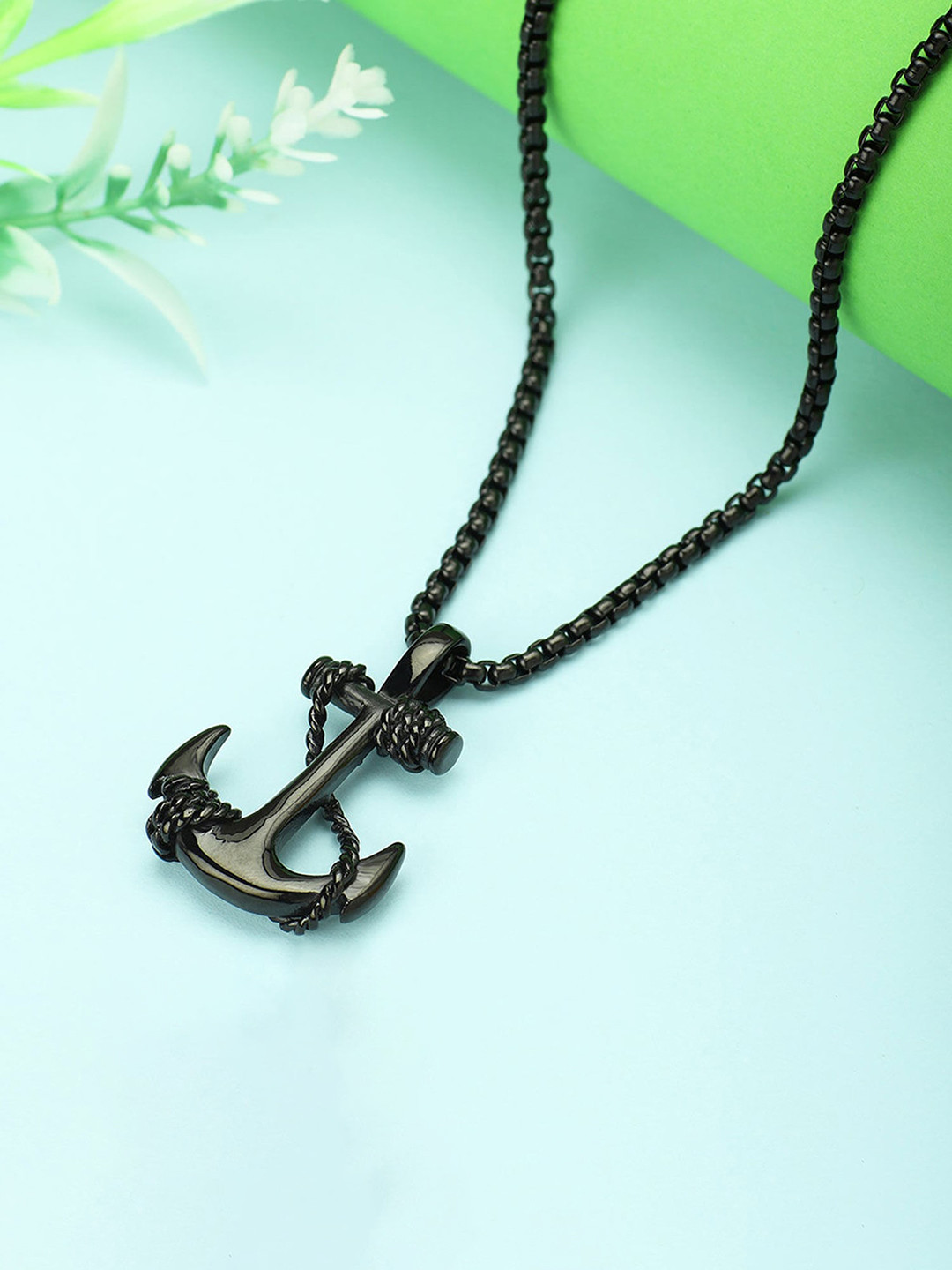 Mahi Men Sailor Anchor Contemporary Pendant Box With Chain