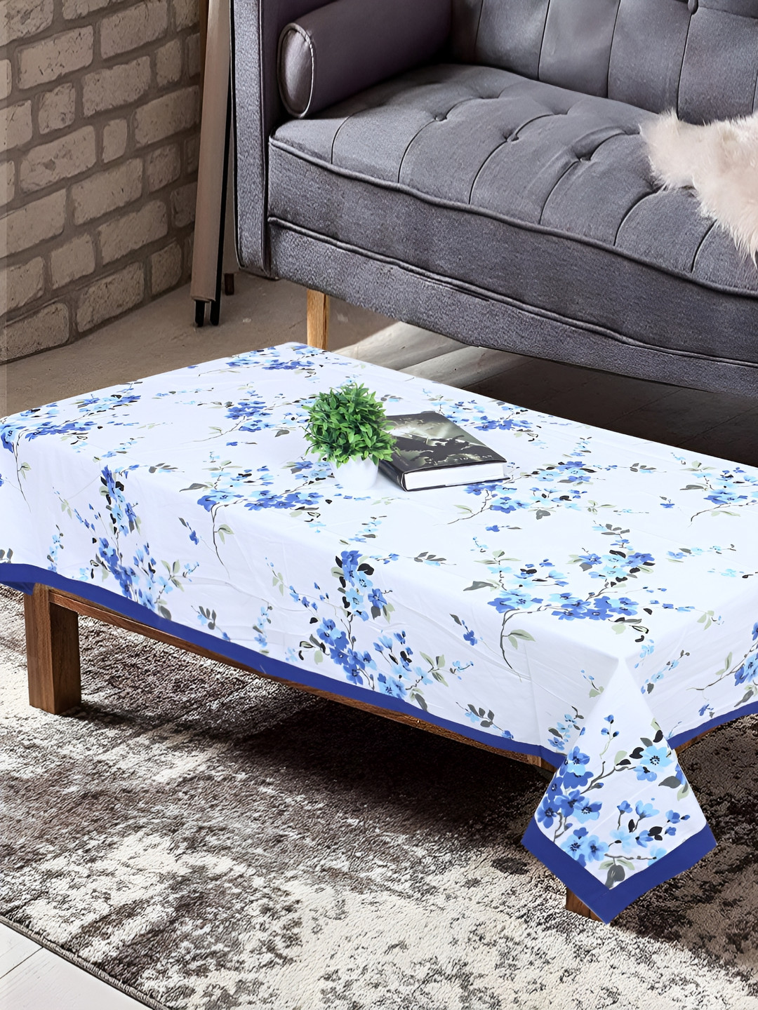 Texstylers White & Blue 4 Seater Printed Cotton Anti Slip Table Cover