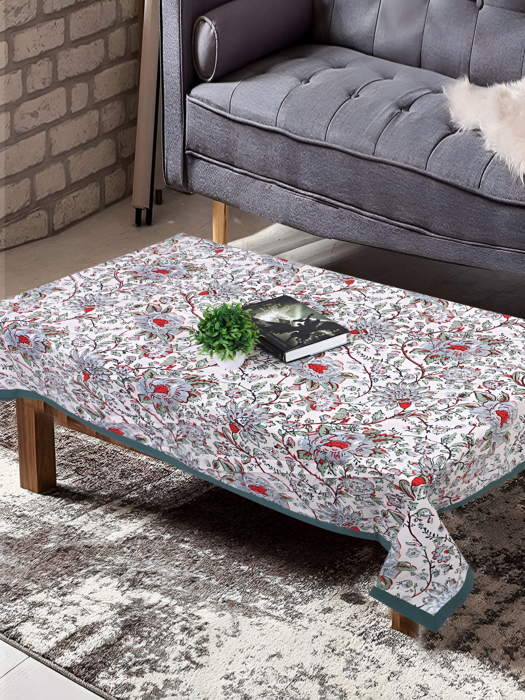 Texstylers Red & Green Floral Anti Slip Cotton 4 Seater Rectangle Table Cover