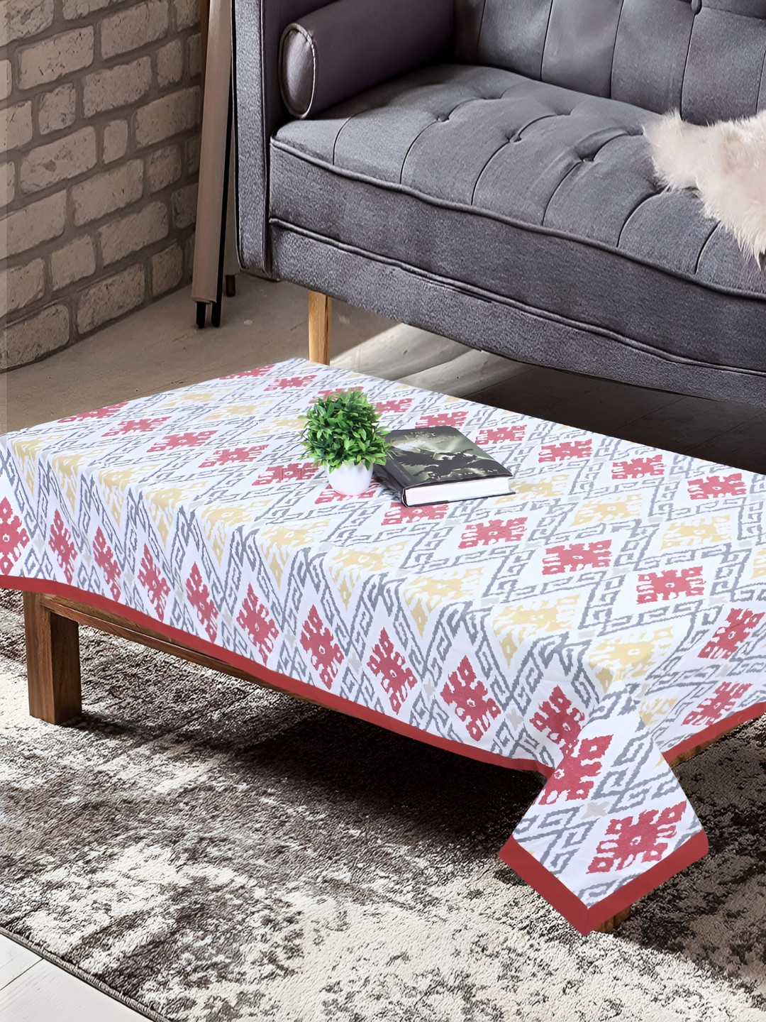 Texstylers Red & Blue Geoemtric Printed  Anti-Slip Cotton 4-Seater Table Cover