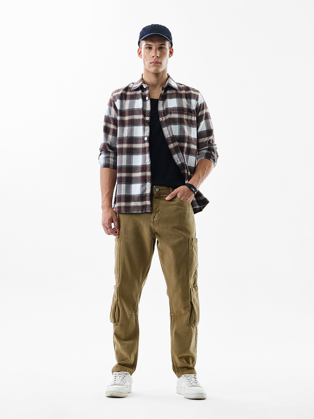 Snitch Men Brown Baggy Fit Cargo Jeans