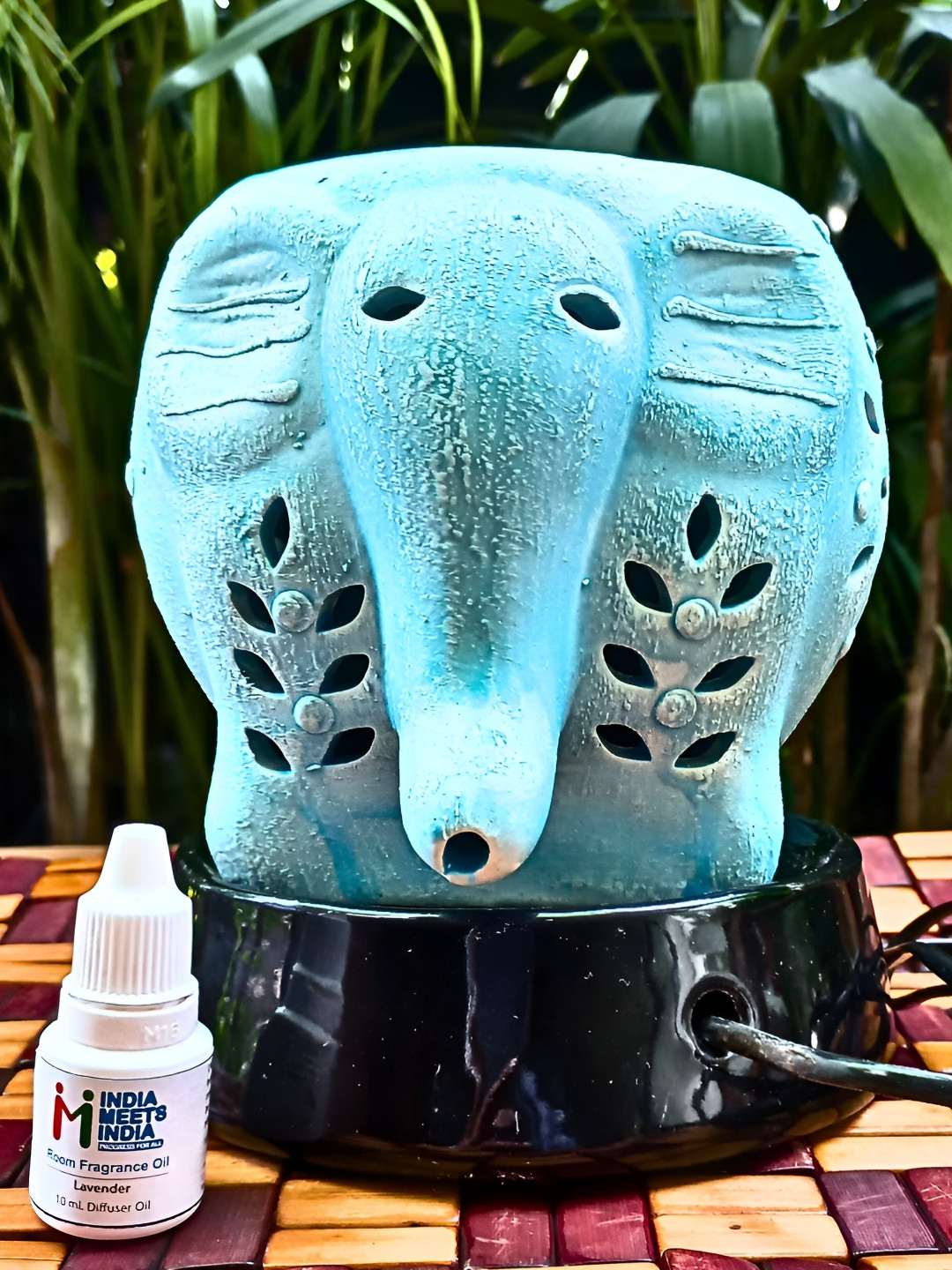 INDIA MEETS INDIA Blue Aroma Oil Diffusers