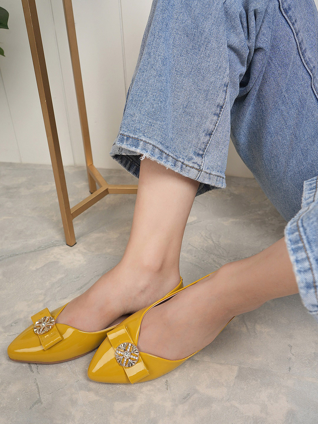DressBerry Yellow Bow Detail Pointed Toe Ballerinas