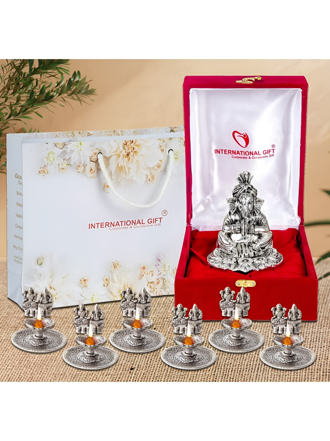 INTERNATIONAL GIFT Silver 7 Pieces Ganesh Idol With Laxmi Ganesh Diya Gift Sets