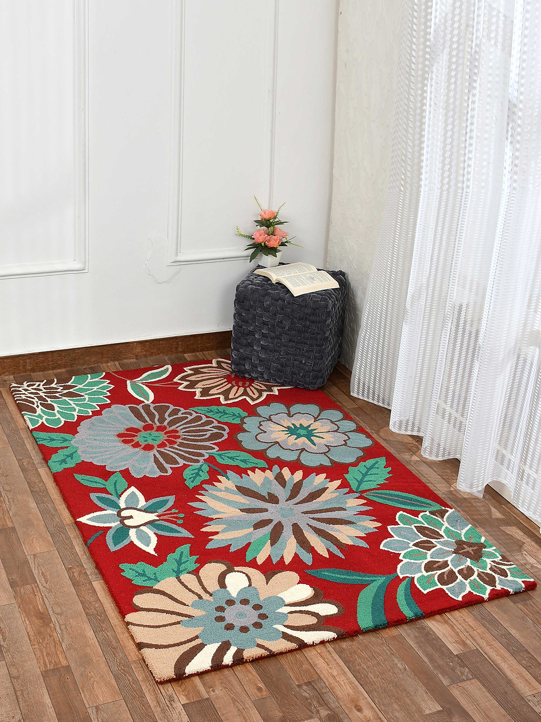 PRESTO Red & Grey Floral HandTufted Woollen Rectangular Carpets