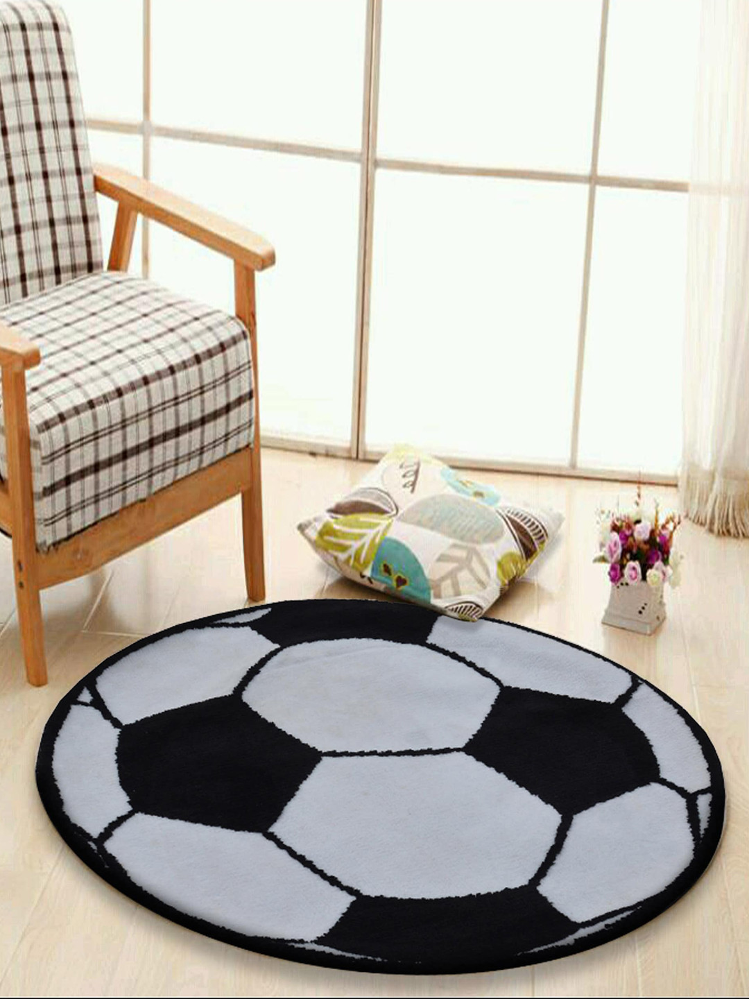 PRESTO Black Geometric Round Carpets