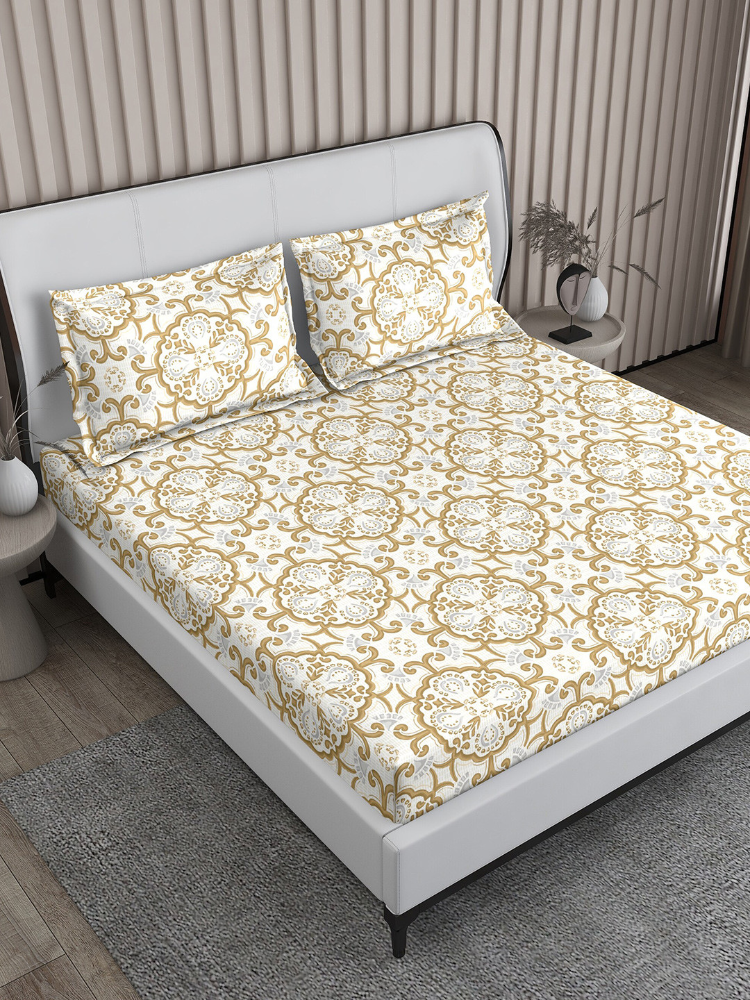 Boutique Living India Baltic Brown Printed Cotton 224 TC King Bedsheet & Pillow Covers
