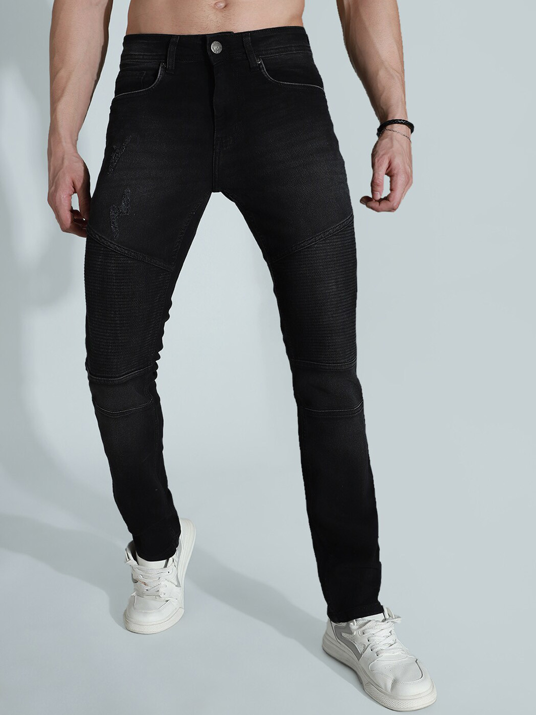 High Star Men Slim Fit Mid-Rise Low Distress Light Fade Stretchable Jeans