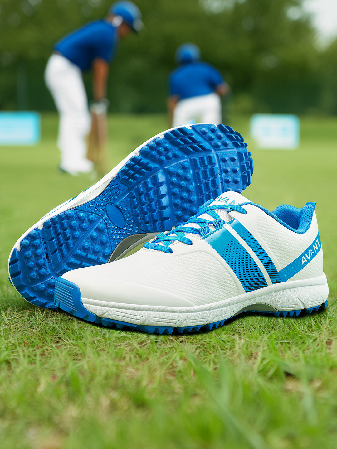 AVANT Men PaceMax Mesh Cricket Shoes
