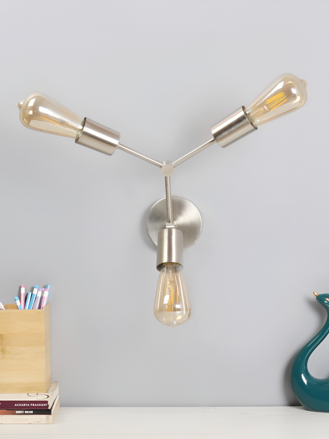 Decor de Maison Silver-Toned Aluminium Abstract Shaped Wall Lamp