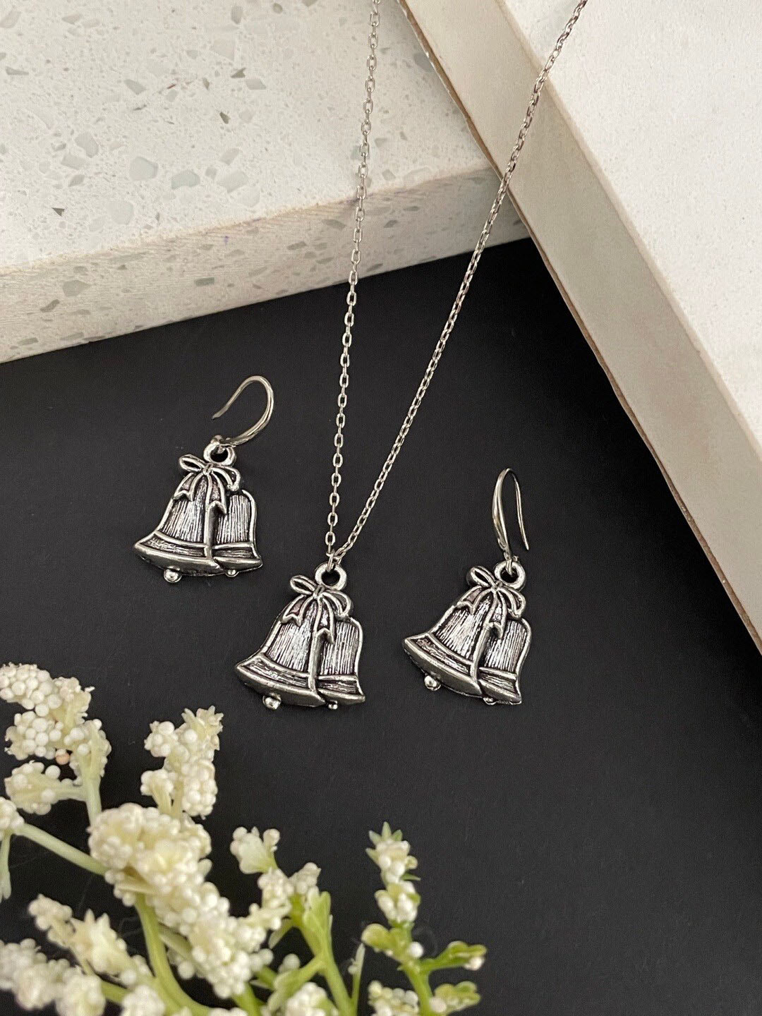 Digital Dress Room Silver-Plated Jingle Bell Charm Jewellery Set