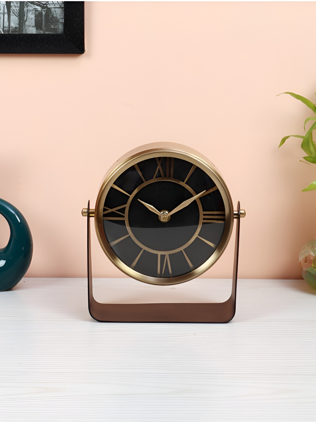 Decor de Maison Gold Metal Handcrafted Round Battery Analogue Table Clock-16.5cm