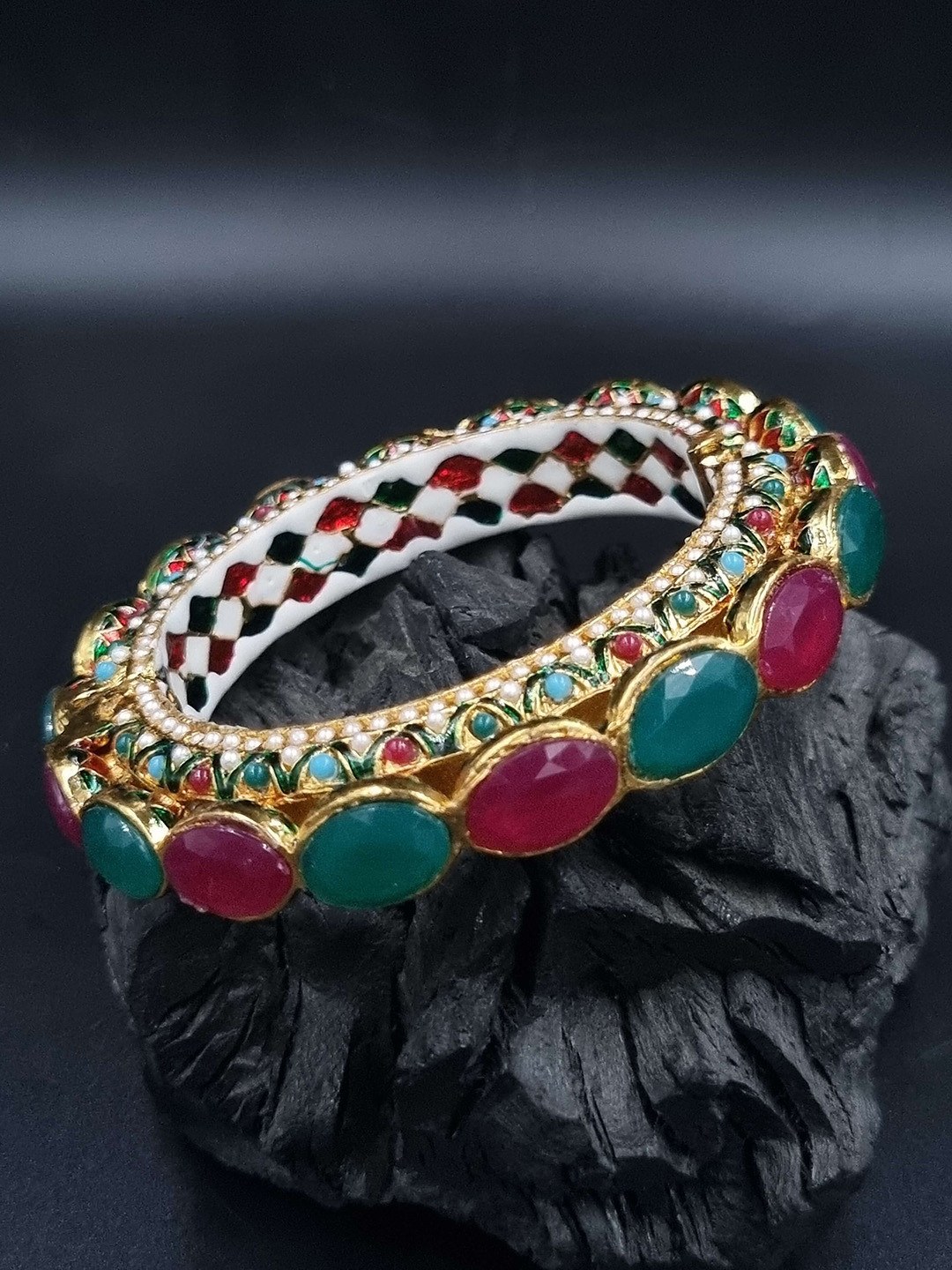 Anouk Gold-Plated Rajasthani Pearl Beaded Kundan Studded Bangle