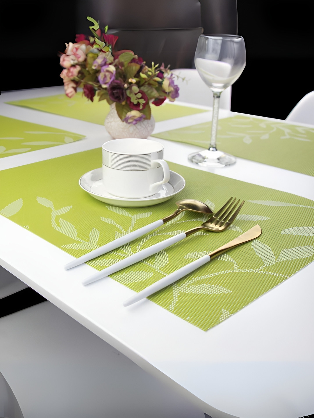 YELONA Green & White 10 Pieces Leaf Printed Rectangular Table Placemats